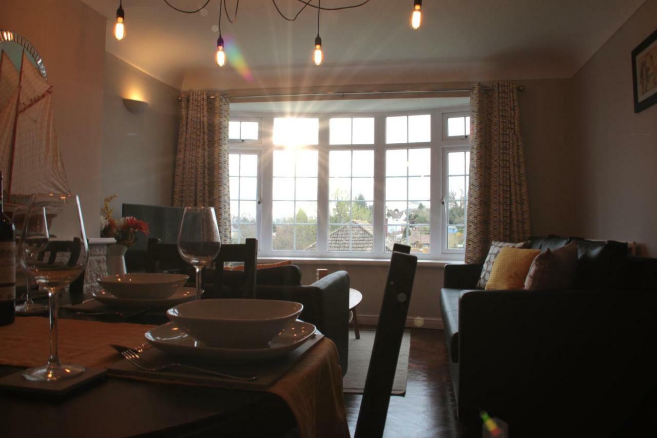 איסטלי Kings Field Maisonette מראה חיצוני תמונה